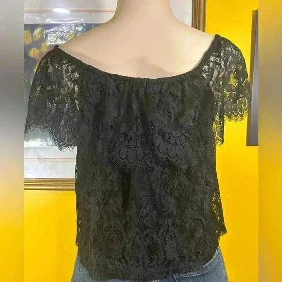 Hollister Woman’s Off the Shoulder Black Lace Top - Picture 2 of 10